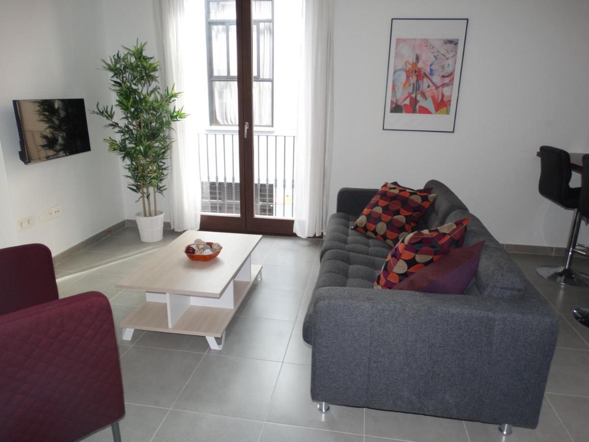 Malaga Apartamentos - Jinetes, 23 Bagian luar foto