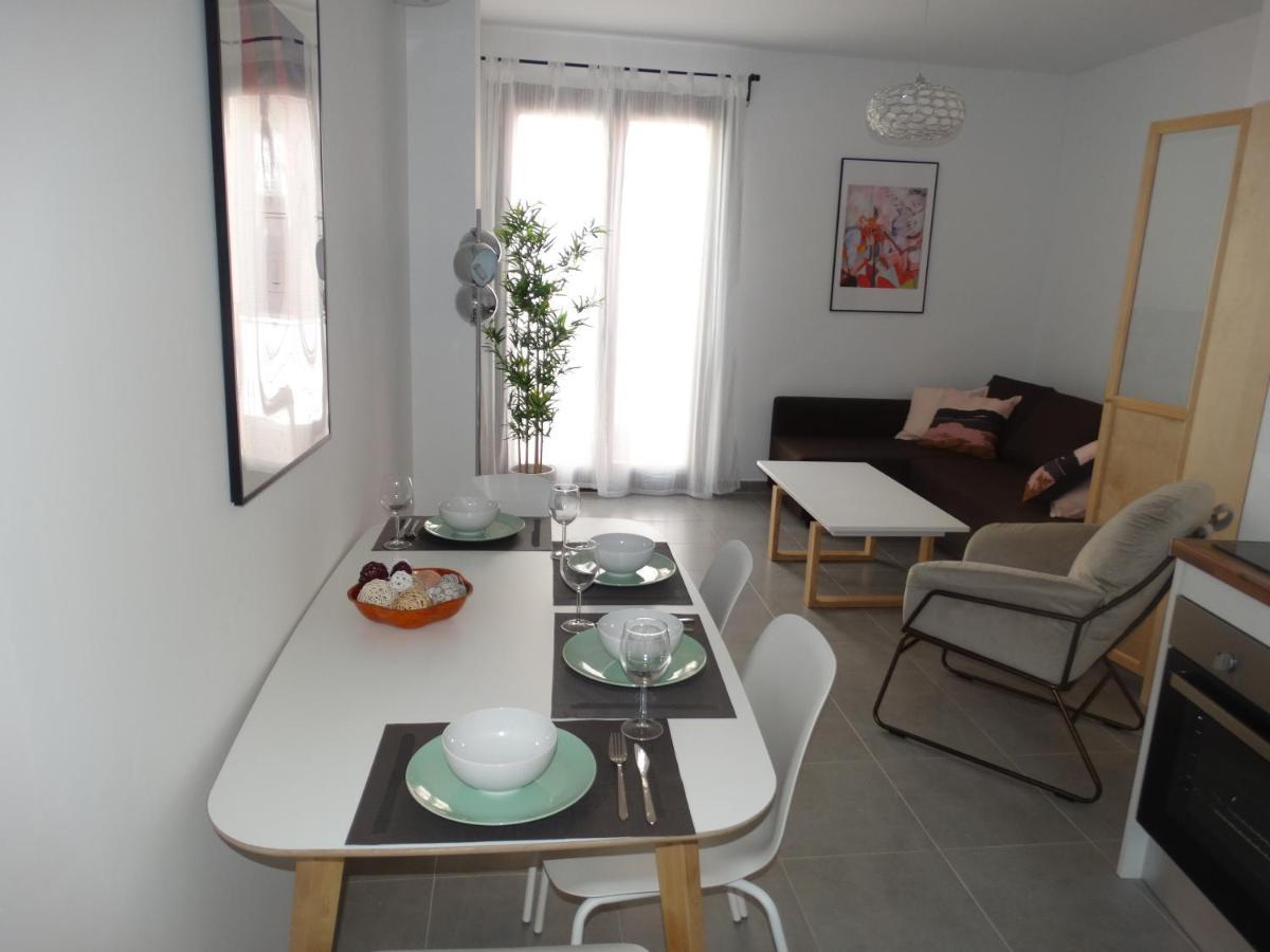 Malaga Apartamentos - Jinetes, 23 Bagian luar foto