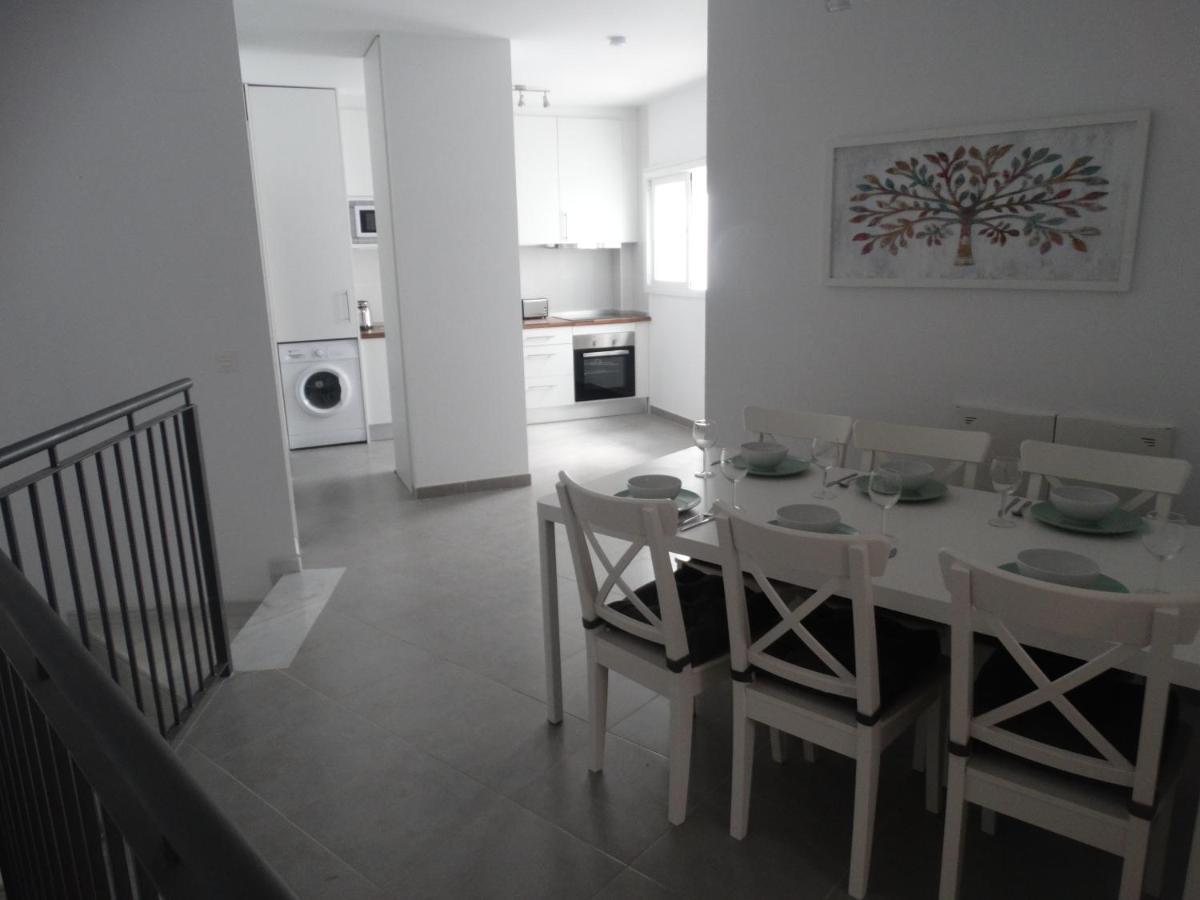 Malaga Apartamentos - Jinetes, 23 Bagian luar foto